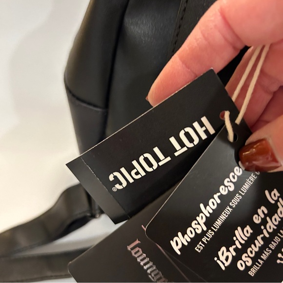 NWT Loungefly x Disney Maleficient Glow Mini Backpack - Picture 6 of 8